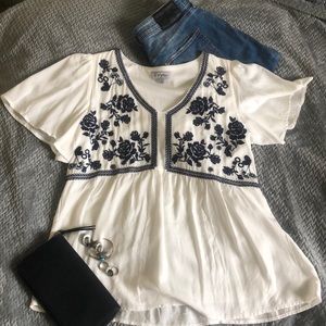 *Donated* Embroidered off-white blouse